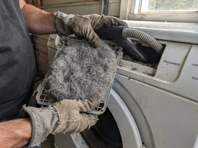 Cleaning Dryer Lint Trap in Old Lyme, CT